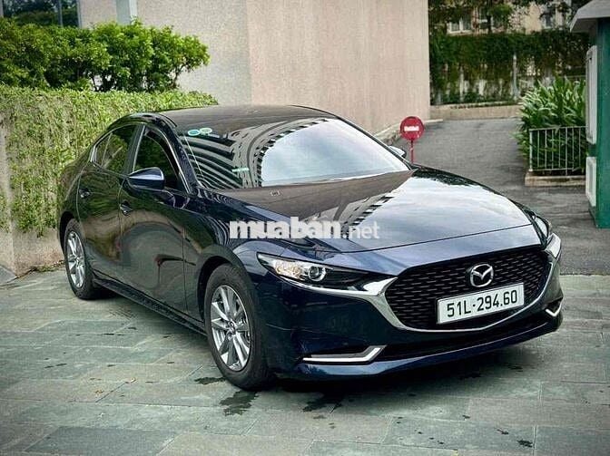 Mazda 3 2024 1.5L Luxury - 10000 km