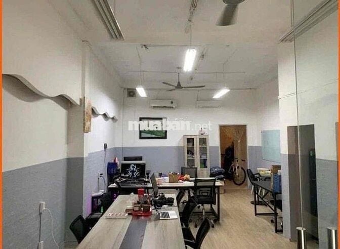 NCC 1 trệt 1 lầu trống suốt rộng 75m2 ngay trung tâm Q3