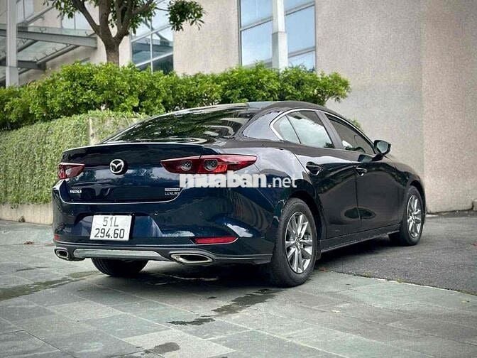 Mazda 3 2024 1.5L Luxury - 10000 km