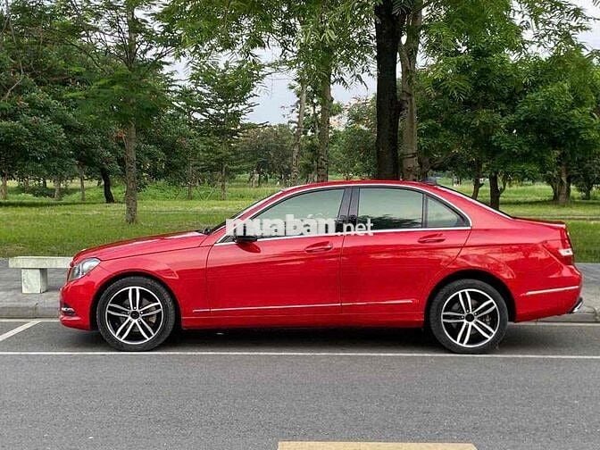 Mercedes Benz C Class 2013 C200 - 110000 km