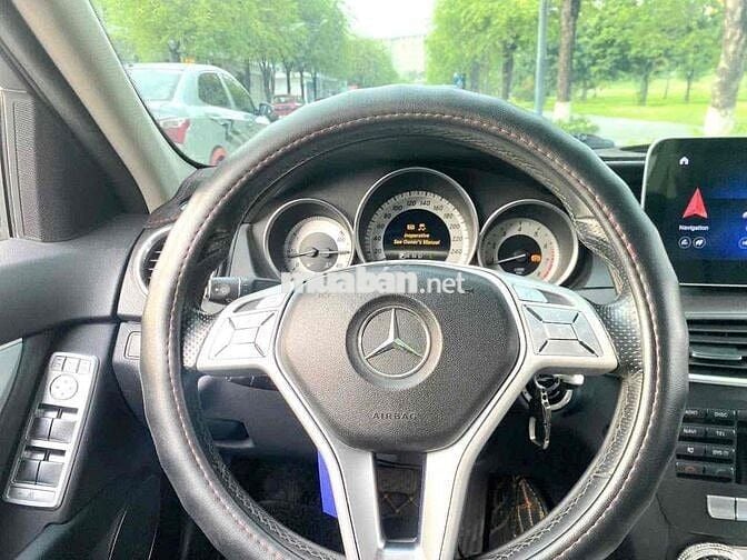 Mercedes Benz C Class 2013 C200 - 110000 km