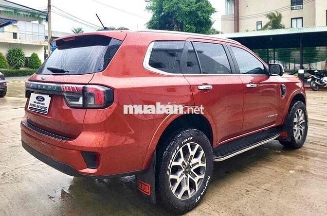 Ford Everest 2023 Titanium 2.0L 4x2 AT - 51000 km
