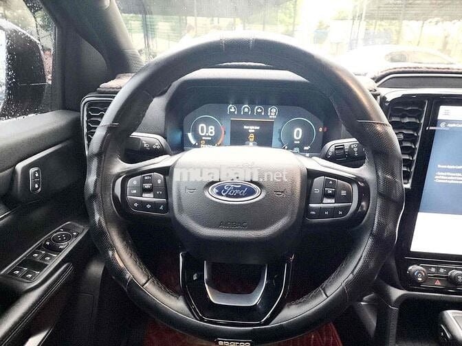 Ford Everest 2023 Titanium 2.0L 4x2 AT - 51000 km