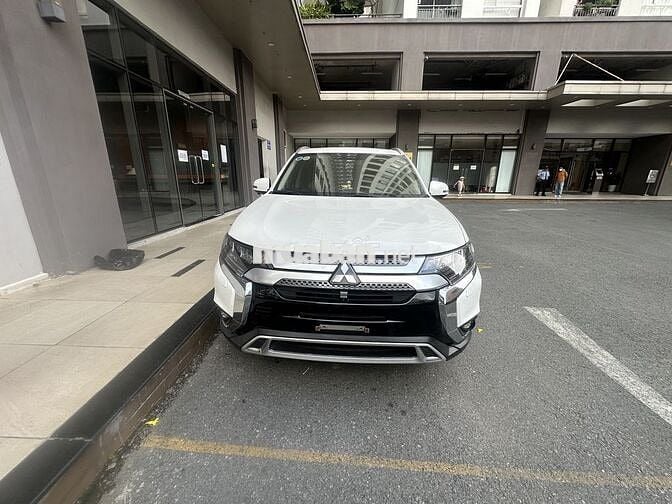 Mitsubishi Outlander 2020 2.0 CVT Premium - 300 km