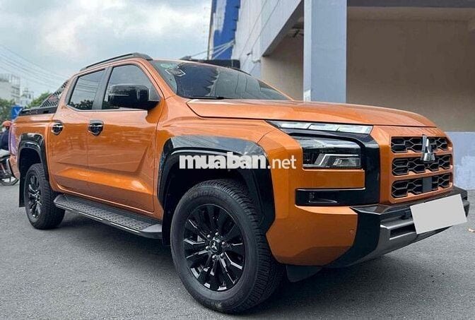 Mitsubishi Triton 2024 Athlete 4WD AT - 15500 km