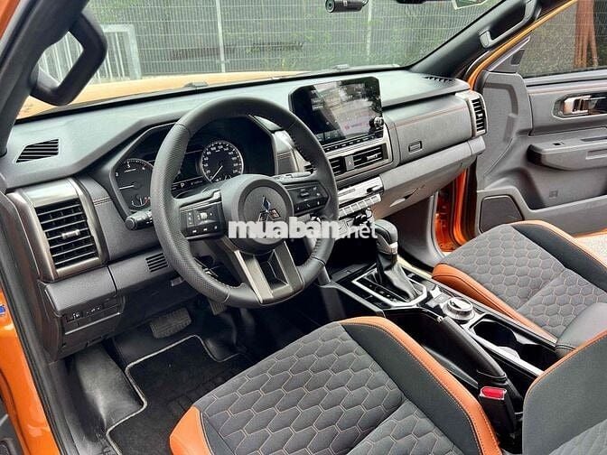 Mitsubishi Triton 2024 Athlete 4WD AT - 15500 km