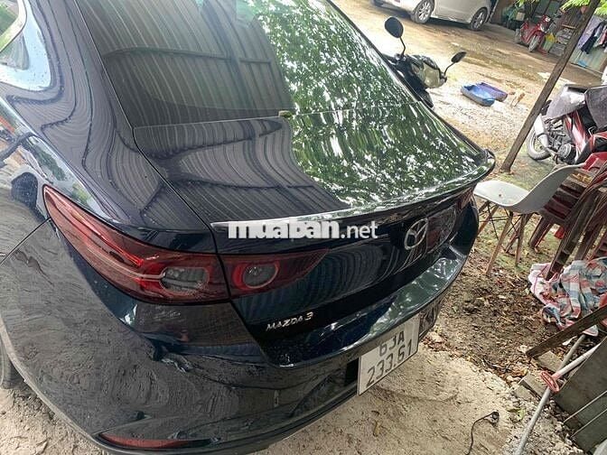 Mazda 3 2022 1.5L Premium - 64000 km