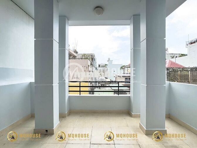 Cho thuê căn hộ gần Limtower, MarQ,Máy Giặt Riêng, Balcony/Cửa Sổ Trời