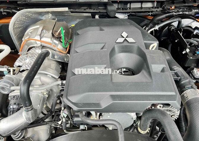 Mitsubishi Triton 2024 Athlete 4WD AT - 15500 km