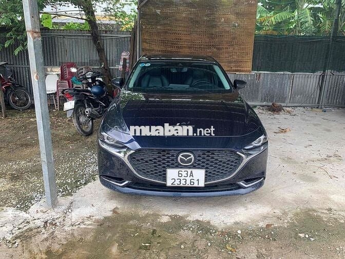 Mazda 3 2022 1.5L Premium - 64000 km