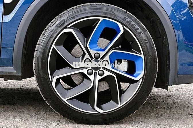 LYNK & CO ***KM