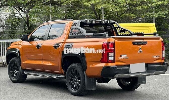 Mitsubishi Triton 2024 Athlete 4WD AT - 15500 km