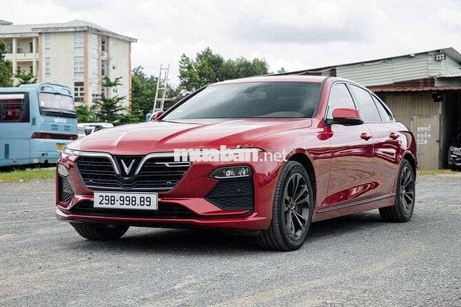 VINFAST LUX A BASE 2022-37000KM