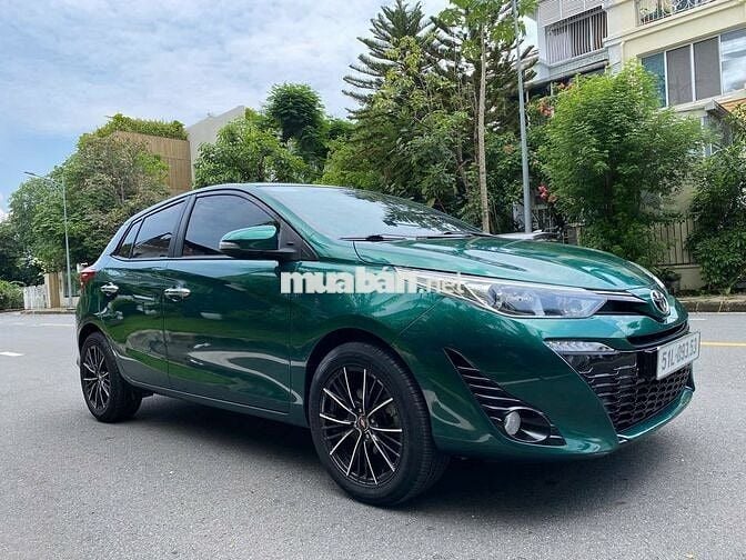gia đình đổi xe 7 chổ bán Toyota Yaris nhập Thái