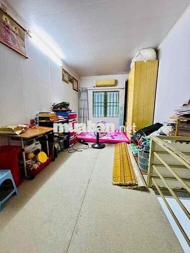 Mình cần bán gấp nhà mặt hẻm 20m2 x2,5 tầng,Bùi Xương Trạch