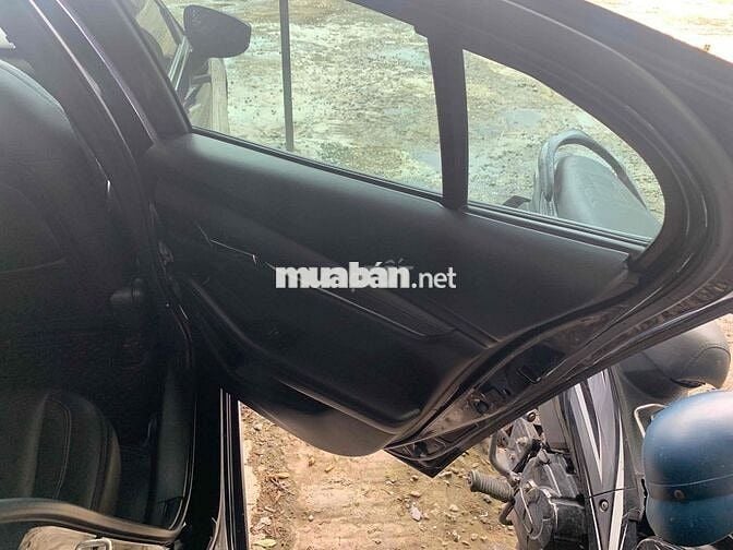 Mazda 3 2022 1.5L Premium - 64000 km