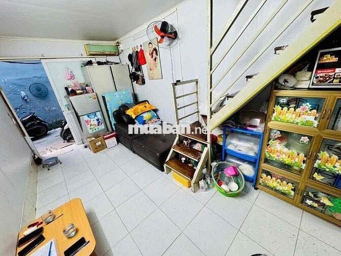 Mình cần bán gấp nhà mặt hẻm 20m2 x2,5 tầng,Bùi Xương Trạch