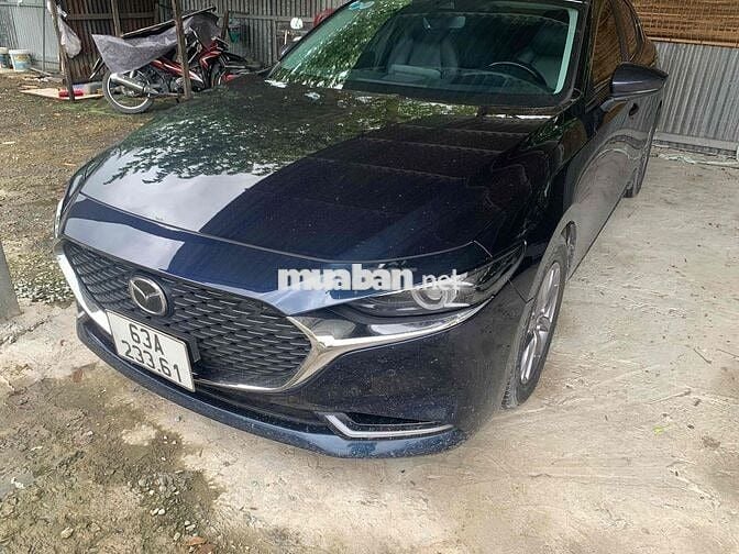 Mazda 3 2022 1.5L Premium - 64000 km