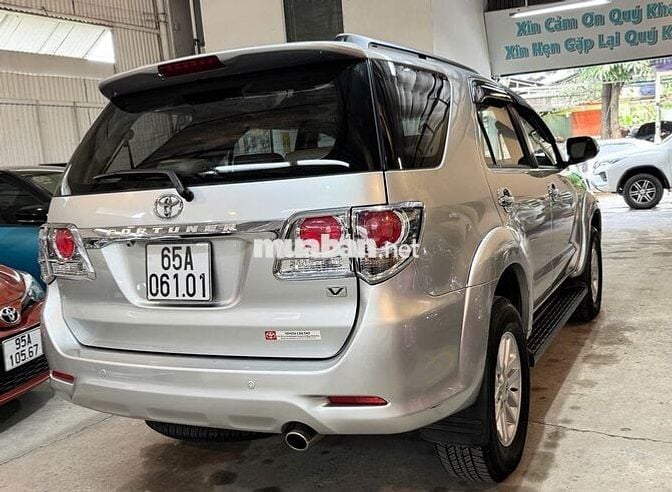 Fortuner xăng tự động 2013 mới 56.000km  siêu đẹp