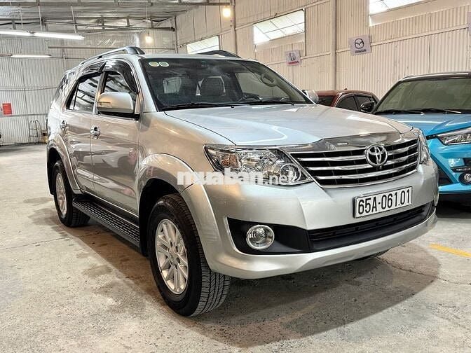 Fortuner xăng tự động 2013 mới 56.000km  siêu đẹp