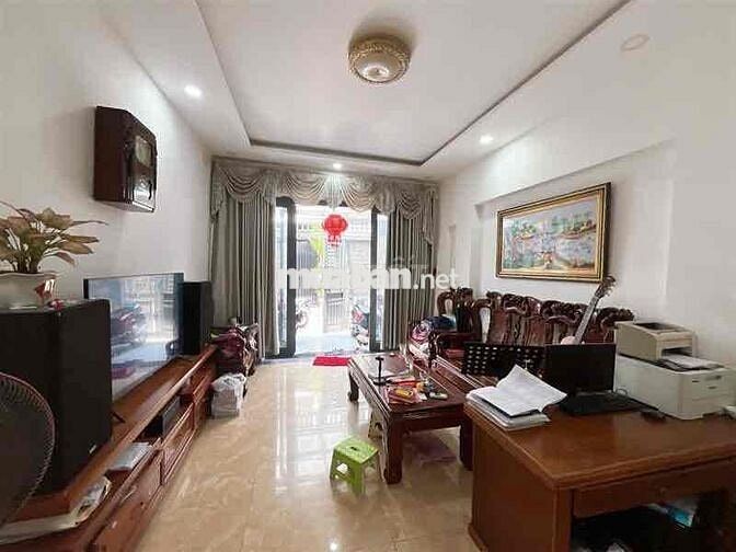 BÁN NHÀ HUỲNH TẤN PHÁT 3 TẦNG CHỈ 5.3T SẠCH SẼ.THOÁNG MÁT
