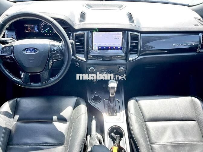 Ford Everest 2022 Titanium 2.0L 4x2 AT - 32,000 km