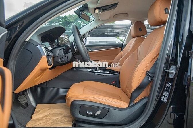 BMW 520I LUXURY LINE 2024-26000KM
