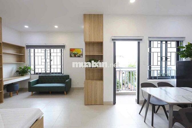Thang Máy - Nhà Xe - Studio Cao Cấp - Nội Thất Cao Cấp - Giáp Quận 1