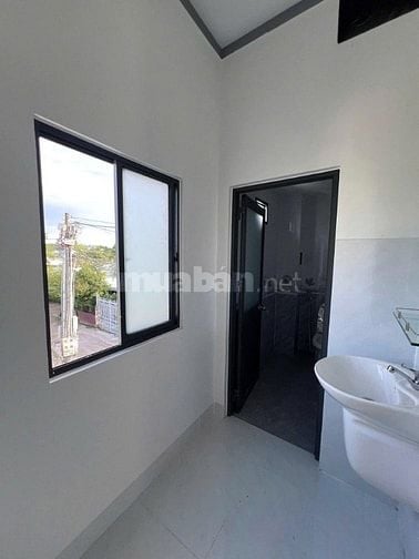 Bán Nhà Gác Lửng Thông Tầng Hoàn Thiện Đẹp, Dọn Vào Ở Ngay 