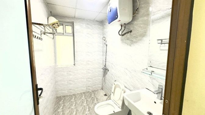 Cho thuê căn hộ CC tòa nhà 96 Định Công; căn góc 131m2 - 03 phòng ngủ