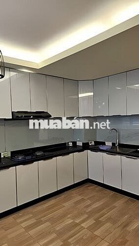 NHÀ MỚI LENG KENG  HẺM XE HƠI HUỲNH VĂN BÁNH PHÚ NHUẬN