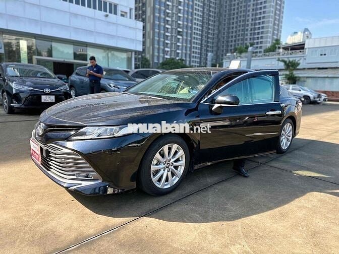 Toyota Camry 2020 2.0G - 19500 km HÃNG BH 1 năm