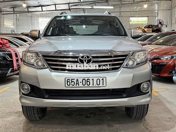 Fortuner xăng tự động 2013 mới 56.000km  siêu đẹp