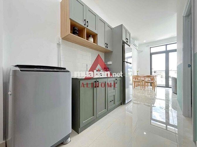 CHO THUÊ 1PN FULL NỘI THẤT , BAN CÔNG RIÊNG TIỆN QUA QUẬN 1
