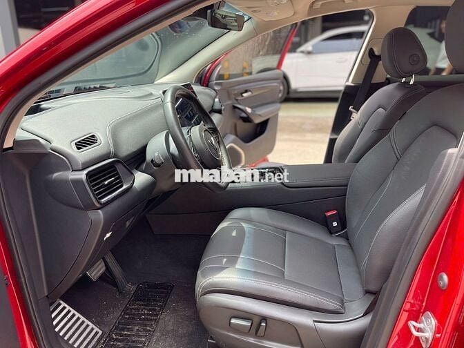 VinFast VF8 S 2024 mua pin, màu đỏ - 14000 km