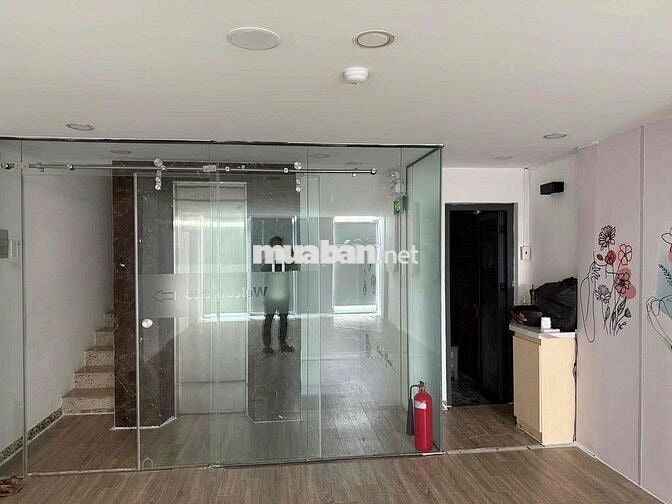 CHO THUÊ NHÀ NGUYÊN CĂN MẶT TIỀN 25a Trần Khắc Chân P. Tân Định Quận 1