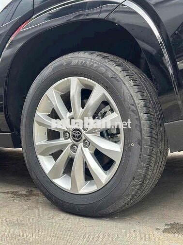 Toyota Innova Cross 2025 Siêu lướt 800KM Xe Hãng