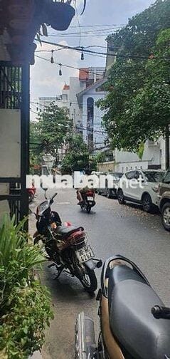 Bán đất thổ cư phố Trạm- phường Long Biên gần siêu thị Aeon