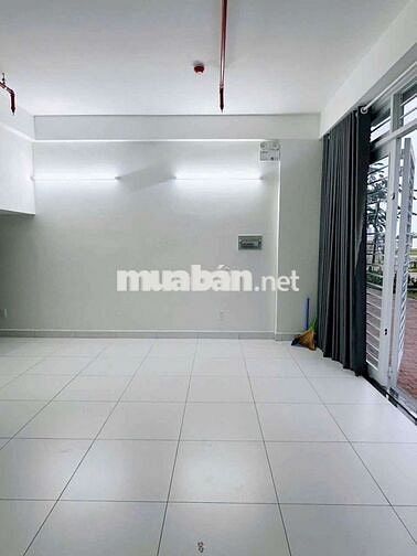 CHO THUÊ SHOPHOUSE  64mv 7tr. 1pn.1pk.bếp.2 wc. View công viên ml.mnn.