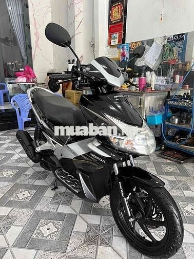 HONDA AIRBLADE FI 2010  TIỀN GIANG