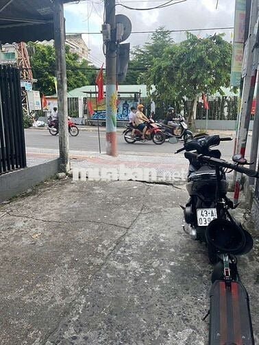 Bán nhà mê lửng mấy bước chân ra biển