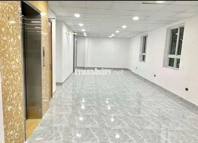 Cho thuê nhà mặt tiền Nguyễn Cư Trinh - Nguyễn Trãi, Quận 1