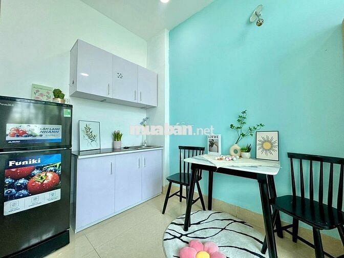 CHO THUÊ  STUDIO FULL NỘI THẤT BAN CÔNG THANG MÁY GẦN ,VẠN HẠNH MALL