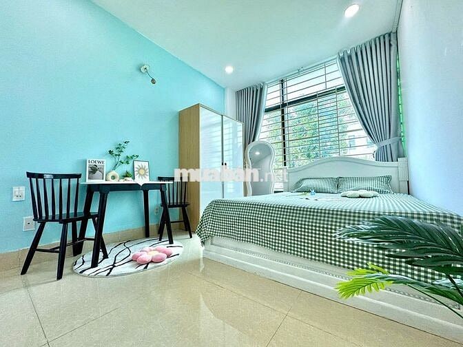 CHO THUÊ  STUDIO FULL NỘI THẤT BAN CÔNG THANG MÁY GẦN ,VẠN HẠNH MALL