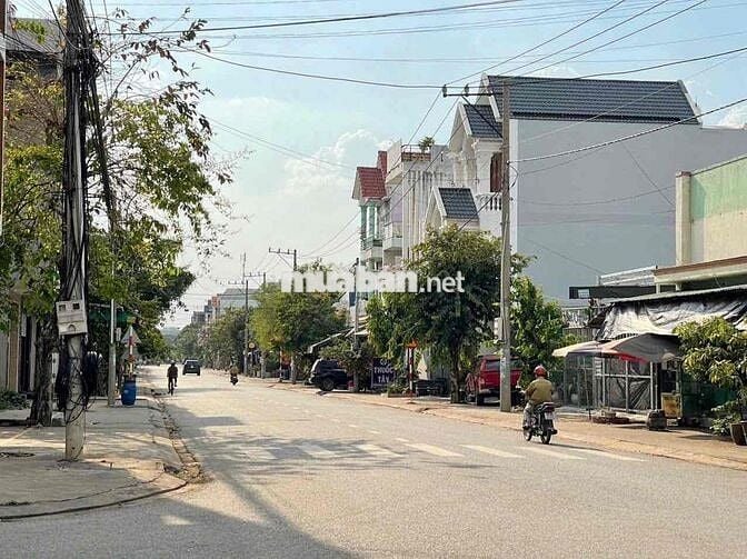 Đất mặt tiền kinh doanh KDC Bình An, P Bình Thắng, Tp Dĩ An.