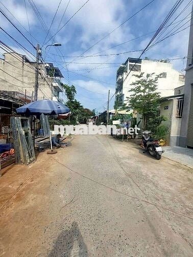 CHỦ KẸT TIỀN CẦN BÁN GẤP. NHÀ SHR. GẦN TÔ KÝ. DT: 4×19M .1LẦU.ĐƯỜNG 8M