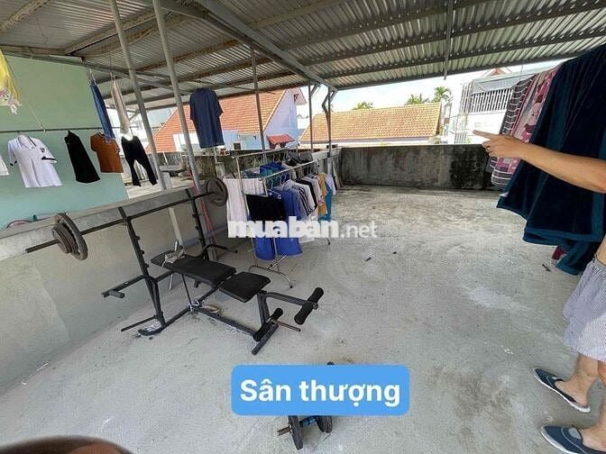 🚨 Bán nhà Cao Xuân Dục 2,5 tầng - 6 phòng ngủ. Sau 1 nhà mặt tiền - Vỹ