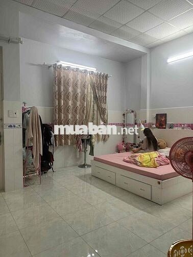 nhà mới Kinh Dương Vương 1lầu H.Tây tặng nội thất cách KDV 20m, Giá TL