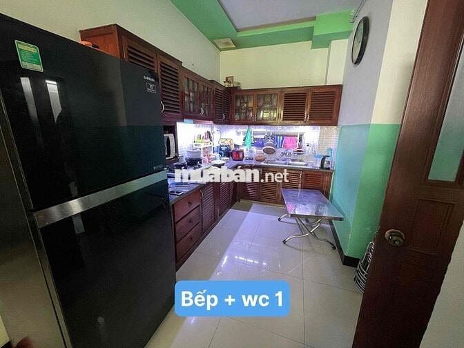 🚨 Bán nhà Cao Xuân Dục 2,5 tầng - 6 phòng ngủ. Sau 1 nhà mặt tiền - Vỹ
