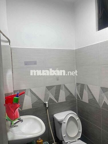 Một phòng *** Tân Phú Thạch Lam - 25m2 -3,3 rẻ nhất thị trường